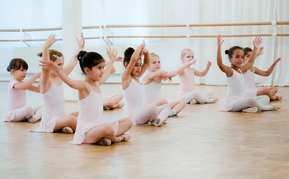 Ballett Ballettschule Kinderballett Tänzerische Früherziehung